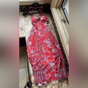 Summer dress with flutter sleeve back